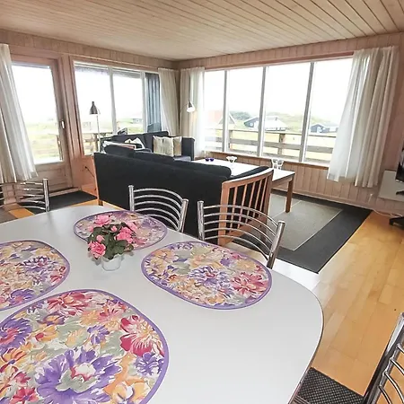 Hyggeligt Med Udsigt Over Klitterne Sj824 Feriehus *